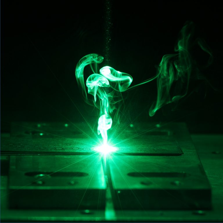A-green_laser_spot_welding_TruDisk_Pulse_421-768x768.jpg